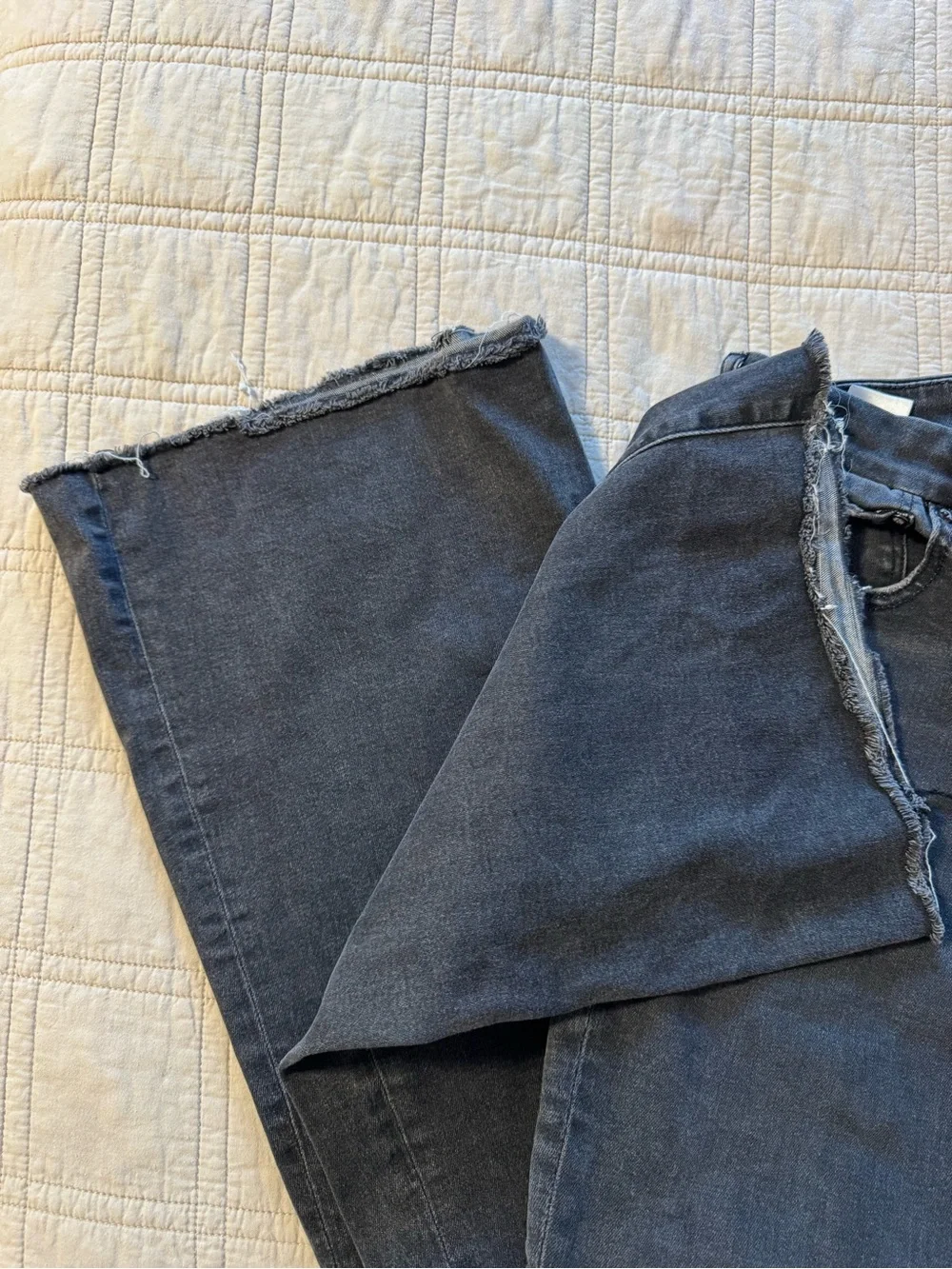 American Eagle high rise flare jeans - Picture 3 of 11